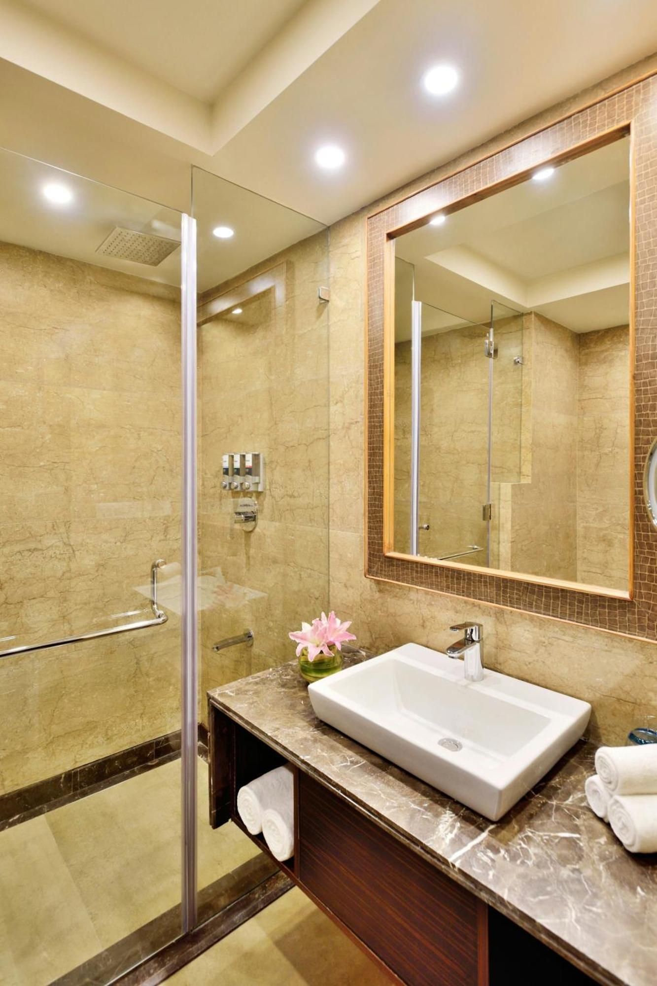 Four Points By Sheraton Srinagar Dış mekan fotoğraf