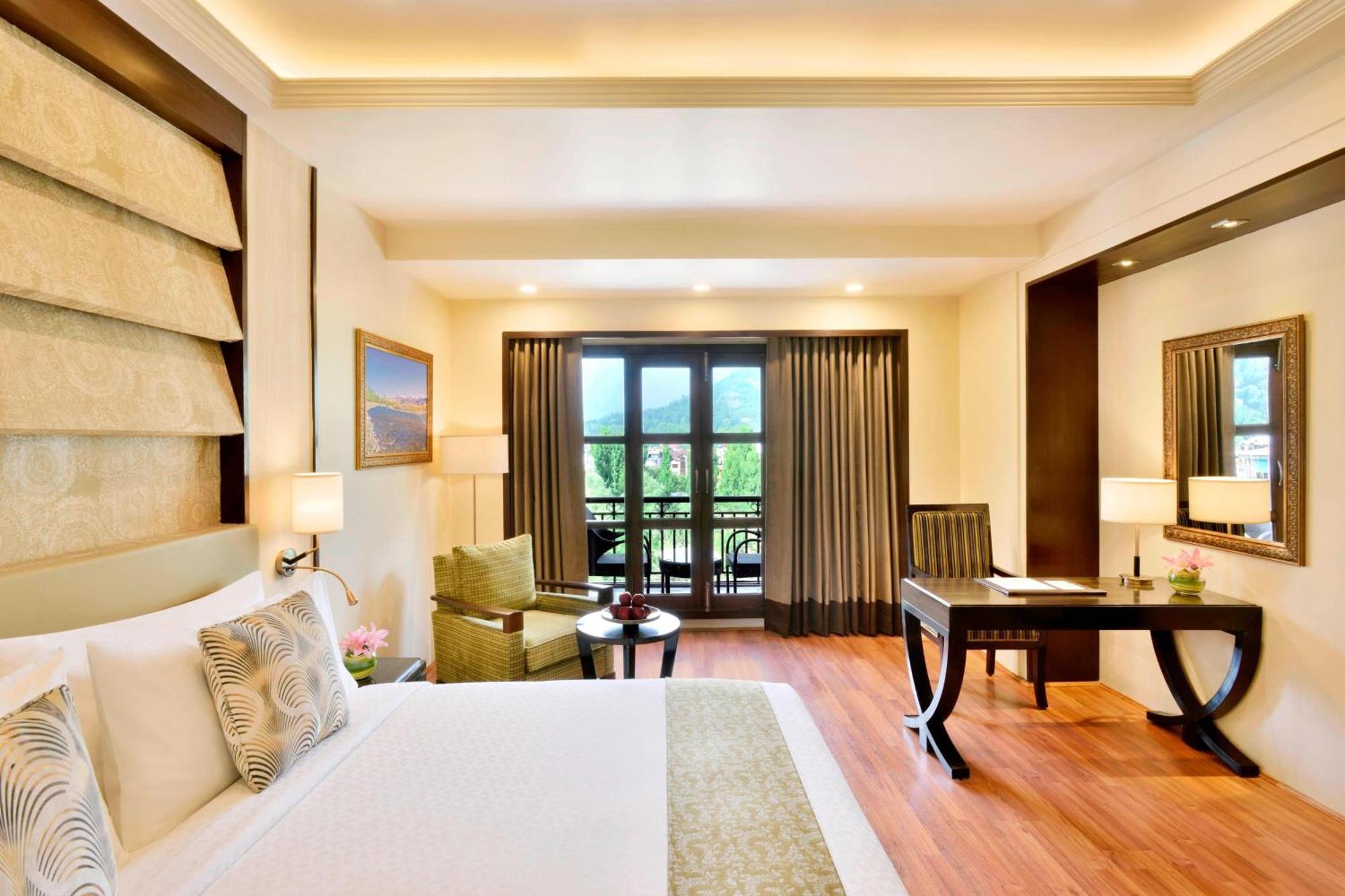 Four Points By Sheraton Srinagar Dış mekan fotoğraf